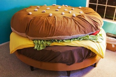 Burger Bed